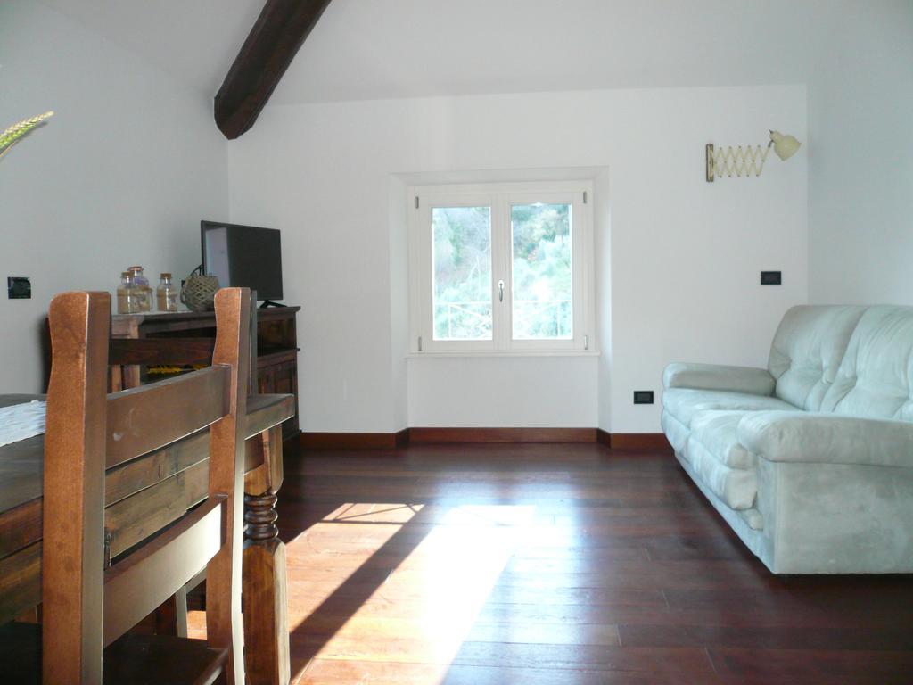 Casa Beatrice Διαμέρισμα Oliveto Lario Δωμάτιο φωτογραφία